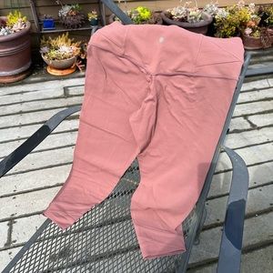 1X Athleta 3/4 length leggings. Terracotta color is gorgeous. Very stretchy EUC